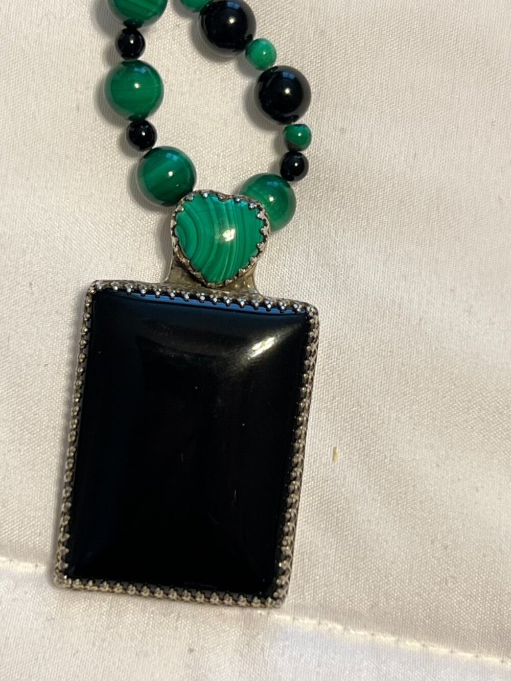 Gale Self Choctaw Sterling silver blk onyx and green malachite pendent necklace